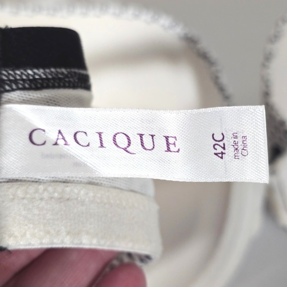 Cacique Smooth Boost Plunge Bra 42C White Black Polka Dot Lace Trim Underwire - Picture 7 of 8